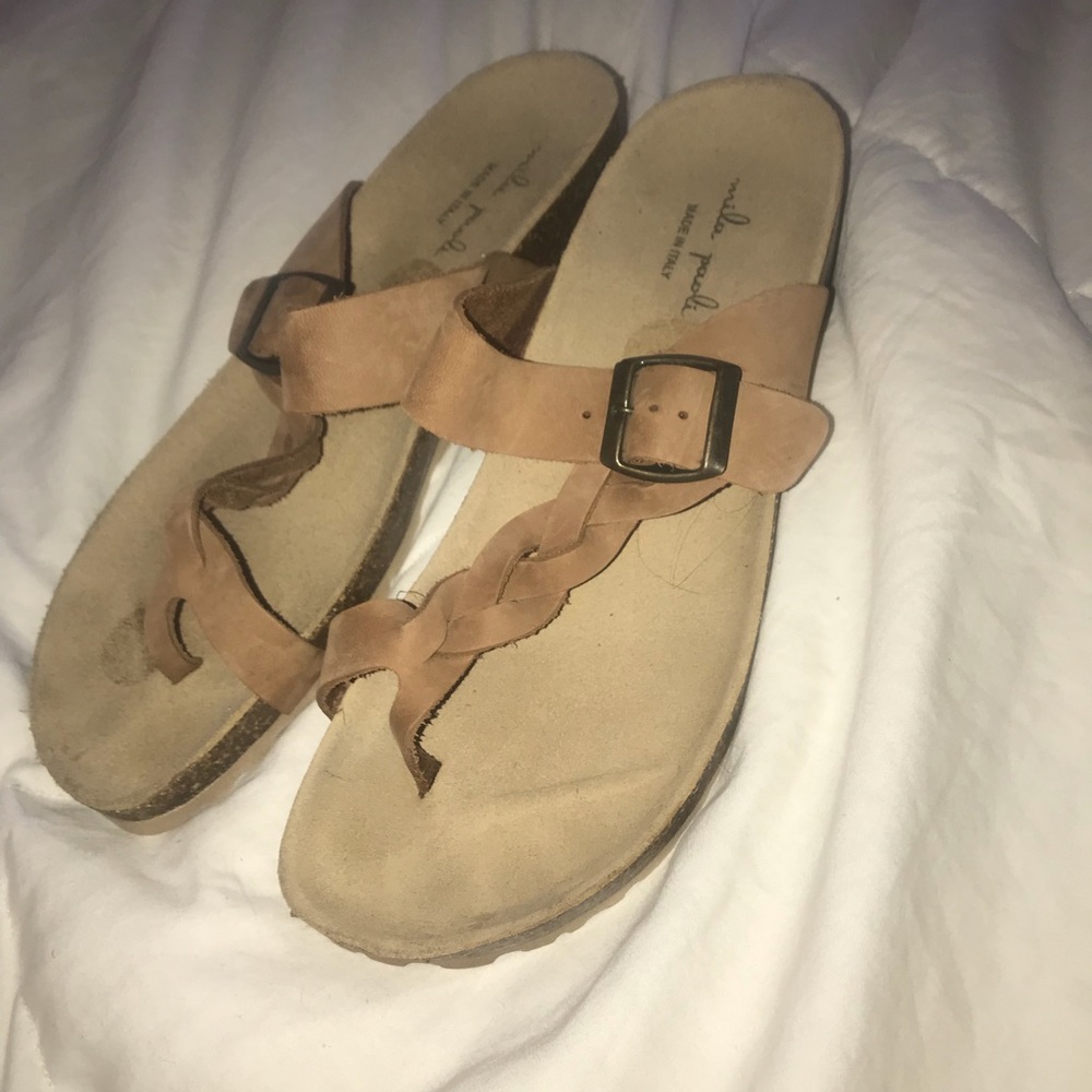 Mika Paoli ladies sandal sz9